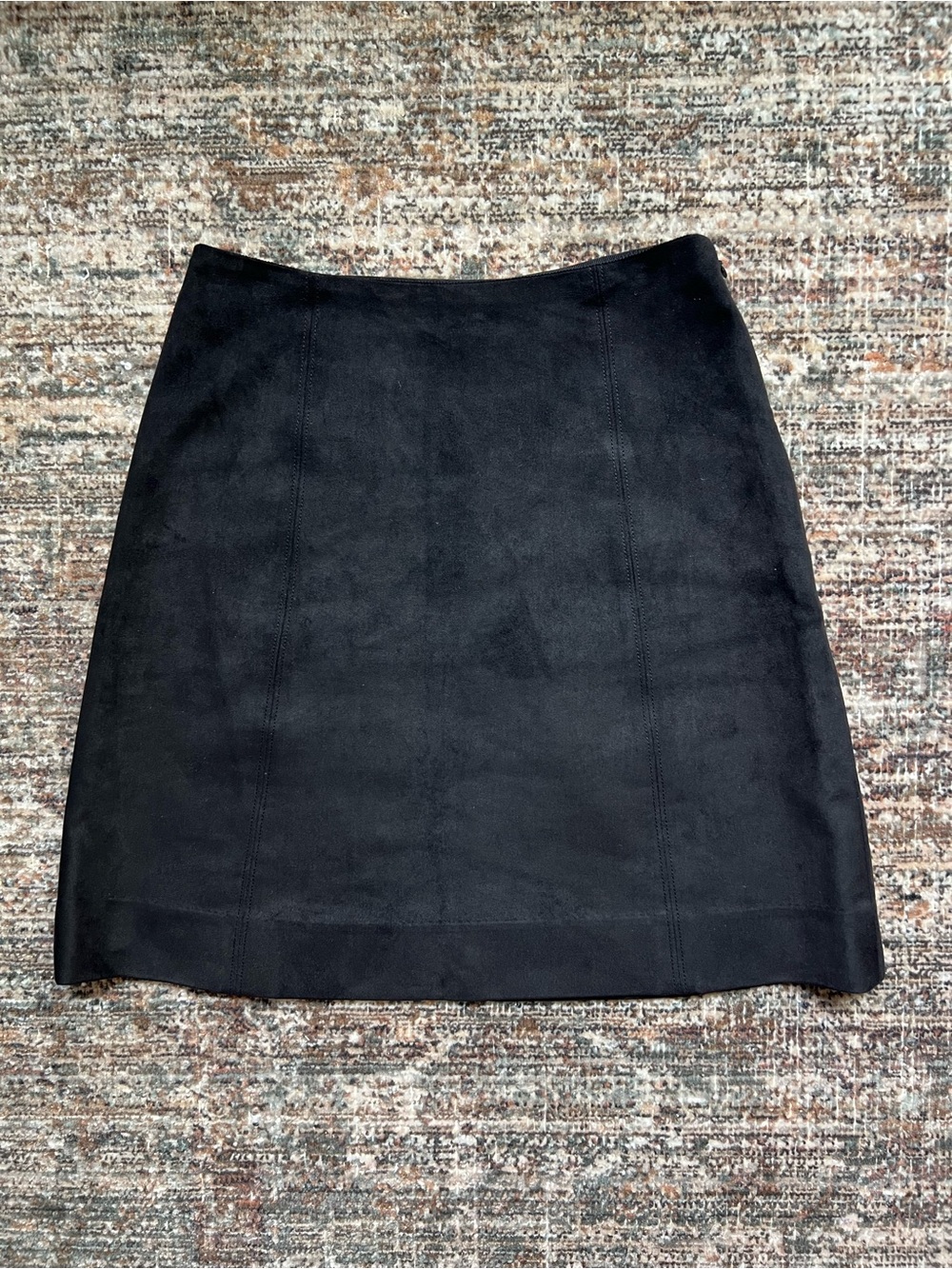 Aritzia Babaton Hopper Faux Suede A-Line Mini Skirt Black Size 2